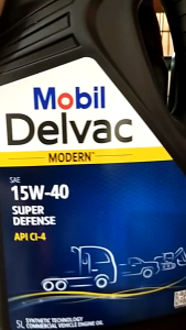 Oil Mesin Mobil Diesel Delvac Modern API CI-4 SAE 15W-40 Super Defense 15w40 Kemasan Galon 5 Liter Mobil1 15w 40 Original Asli