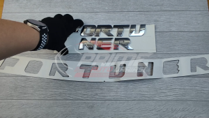 Engine Hood Emblem Fortuner Logo Fortuner Logo Kap Mesin Fortuner