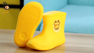 (พร้อมส่ง) รองเท้าบูทเด็ก รองเท้าบูทสั้นกันฝน รองเท้ากันลื่นกันน้ำ รองเท้าเด็กชายและหญิง รองเท้าบูทสำหรับเด็ก