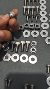 Baut L Set Body Luar F1zr Stainless 304 A2-70 THE