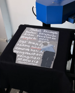 Desain Kaos Keren - Kaos Islami Subuh Kesiangan Bahan Combed 20s Tebal Lembut dan Nyaman Standar Kaos Distro