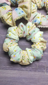 Tall Poppy ยางมัดผม ที่รัดผม ผ้ารัดผม โดนัท เครื่องประดับ มัดผม scrunchie : OnlyU.MAoM