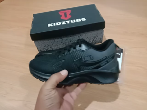 Sepatu Murah & Berkualitas Tinggi untuk Anak Usia PAUD, TK, SD, SMP, SMA