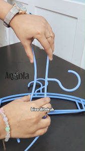 Angola Gantungan Baju Plastik L01 Isi 5PCS 10PCS Hanger Baju Anak/Gantungan Pakaian Anak Warna Pastel