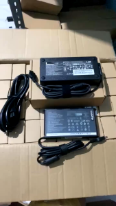 Adaptor Charger Laptop Untuk ThinkPad P50 P70 Legion 5 Y720 Ideapad Y700 20V 8.5A USB 170w Super Slim