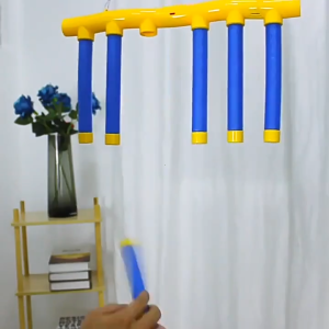 Tantangan Reaksi Cepat: Permainan Jatuh Tongkat Orang Tua-Anak