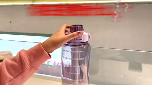BOTOL MINUM 1LITER AESTHETIC WATER BOTOL BENING ESTETIK BOTOL MINUMAN PLASTIK BERKUALITAS PREMIUM