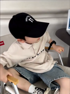 GOFATOO เสื้อโปโลแขนสั้นเด็กชายรัดรูป เสื้อผ้าฤดูร้อนสำหรับเด็ก ใหม่ เสื้อผ้าเด็กสุดหล่อ