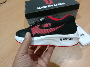 Sepatu Sekolah Anak Laki Laki Perempuan Sepatu Warna Hitam Murah Tali Perekat Rekat Kecil Tanggung Umur 6-10 Tahun PAUD TK SD SMP SMA Kelas 1 2 3 4 5 6 7 8 9 0-KIDZTUBS1941012124