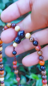 Tasbih Kombinasi 9 Macam Kayu Bertuah Ukuran 6mm Isi 99 Butir Muslim Motif Cantik