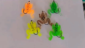 SUKE 5.2g/6cm Soft Frog Lure Black Fish Killer Bait with Hook Frog Soft Insect Lure