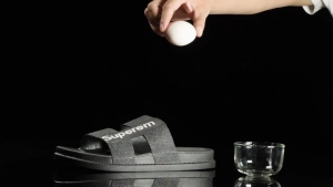 Felix (พร้อมส่ง) รองเท้าแตะแบบสวม รองเท้าสำหรับผู้ชาย รองเท้าชายหาดรองเท้ารองเท้าแตะระบายอากาศ ไซส์39-44【จัดส่งที่รวดเร็ว อีก1-2 วันถึง】