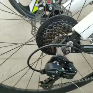 This high-quality Mountain Bike Black Rear Derailleur is a must-have for all cycling enthusiasts. Crafted with durable aluminium alloy it is built to last.Key Features:- 6/7-speed derailleurs for smooth gear shifting- Comes with a convenient hook- Perfec