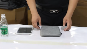 Tas Sleeve Premium Kanvas: Perlindungan Optimal untuk Tablet Anda