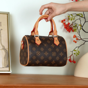 CHLV Top Handle Bag Wanita Tas Speedy Kulit Motif Monogram Medium Korean Style Terbaru Hand Bag Jinjing Kondangan Pesta Fashion Slingbag Bahu Elegant Make Up Import Aesthatic Crossbodybag Multifungsi COD