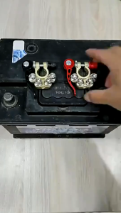 【ชุบทอง1 คู่+แหวน】ขั้วแบตปลดเร็ว ขั้วแบตเตอรี่ 12v ปล่อยด่วนชุดตัวหนีบขั้วแบตเตอรี่รถยนต์ 1คู่ (ขั้วบวก+ ขั้วลบ-)ขั้วแบตเตอรี่ ขั้วแบต ขั้วต่อแบตเตอรี่รถยนต์