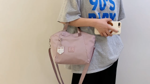 Slingbag Nylon Elegan Waterproof Anti Air Warna Solid