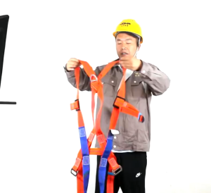 สายเซฟตี้ เข็มขัดนิรภัยแบบเต็มตัว safety belt แข็ง ทนทาน ตะขอโลหะเพื่อความปลอดภัย ทำงานที่สูง 200kg ตะขอคู่+บัฟเฟอร์แพ็