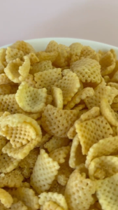 Combo Snack JOJO Vị Gà Nướng và Mực Nướng Loại 32G và 70G (Tặng kèm đậu 30G)