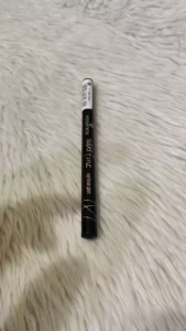 essence Super Fine Eyeliner Pen Extremely Long-lasting Precision Eyeliner 01 Deep Black 1mL