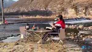 【Local shipment】Folding Camping Table Black Outdoor Picnic Hiking BBQ Aluminium Egg Roll Tables Meja Lipat Camping Meja Makan Hiking Fishing Desk Anti-Rust Aluminium Waterproof Leisure Fishing Portable Table with Bag Multi Purpose