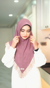 ฮิญาบผู้ใหญ่ ผ้าคลุมผม มุสลิม แบบสำเร็จ งานอินโด ใส่ออกงาน วันรายอหรือใส่อยู่บ้าน HL04วาริสมุสลิม