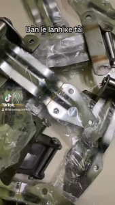 bản lề lạnh T168 cửa thùng xe tải chất liệu INOX 430 chiều dài 23cm giá xưởng kim khí hà lan