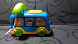 Điện Thoại Đồ Chơi Cho Bé Kiểu Dáng Xe Bus Hello Kitty Máy Bấm Nút Phát Nhạc Cho Bé 02009