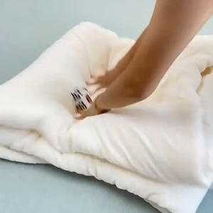 🎌100%เส้นใยถั่วเหลือง🎌ผ้านวม 6 ฟุต ผ้าห่มนวม180X220CM ผ้านวมหนา ผ้าห่มนุ่ม นุ่มสบายเหมือนผ้าฝ้าย ดีและเก็บความอบอุ่นได้ดี กันไรฝุ่น เส้นใยนิ่ม ผ้าห่มเย็น เกรดโรงแรม5ดาว นุ่มและเบา เกรดพรีเมี่ยม ใยไม่กอง