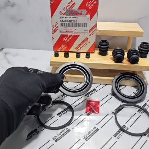 KALIPER KIT KARET REM CAKRAM DEPAN TOYOTA CALYA AVANZA NEW 1SET UNTUK 2RODA