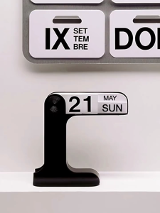 Kalender Aesthetic Desain & Dekorasi Ruangan Unik