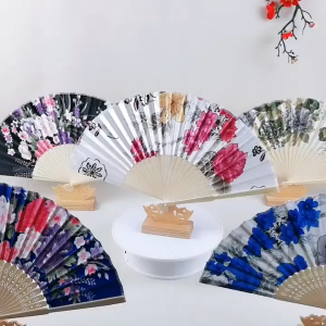 ชุดฮันพัดโบราณ P5u7 พัดยิ้ม พัดการแสดงการเต้นรำ ของ นักเรียนพัดของ ขวัญที่ ระลึกพัดลม สไตล์ ญี่ปุ่น โบราณ แกะ สลัก ได้