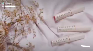 Moreskin Moisturizing Lipstick MML - Lipstick Moreskin - Lipstick Ringan - Lipstick Tahan Lama - Long Lasting - Moreskin Cosmetic - Moreskinginal - Natural Nusantara - Moreskin BPOM - Lipstick NASA - Ken Herbal