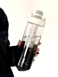 Botol Minum Transfaran Gradasi Saringan 1000ml/3111