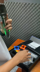 Micro Karaoke Đa Năng MTMAX K50 Pro – Micro Không Dây Karaoke Sử Dụng Cho Tất Loại Loa Kéo Vang Amply Thiết Kế Mới Lạ Độ Nhạy Cao Chống Hú Tốt Tích Hợp Cổng Sạc Pin Ngay Trên Mic Pin Sạc Dung Lượng Lớn Tiện lợi Mang đi Picnic - Lazada