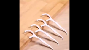 [Ready Stock] Disposable Dental Oral Care Floss Flosser with handle - 50 a box