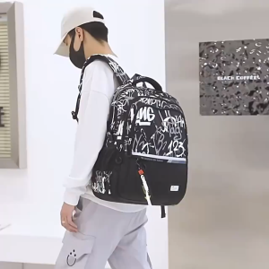 Tas Sekolah  Banyak Bonus untuk Remaja Laki-laki Tas Sekolah Siswa Sekolah Menengah Atas Ransel Laptop Perjalanan Luar Ruangan Tas Buku Siswa Besar Mochila Fashion