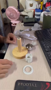 Đui đèn ngủ E27 có sẵn vòng gien giữ chao đèn tiện lợi DN032