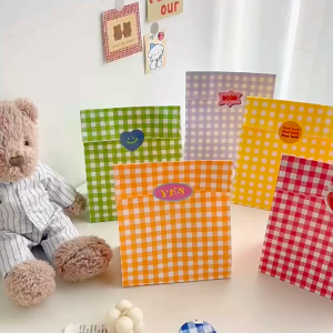 Whitespace 1pcs Plaid Paper Bag Party Goodies Doorgift Gift Beg Storage Aesthetic Bakery Kraft Bag