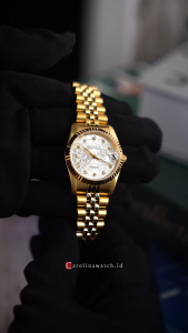 Jam Tangan Wanita Bonia Elegance B10550-3216 Silver Monograph & Stainless Steel