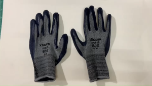 ถุงมือกันลื่น เคลือบยาง ถุงมือนิรภัย จำนวน 1 คู่