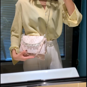 ใหม่! กระเป๋าสะพายข้างลูกไม้ ดีไซน์โบว์ สไตล์หวาน สำหรับผู้หญิง