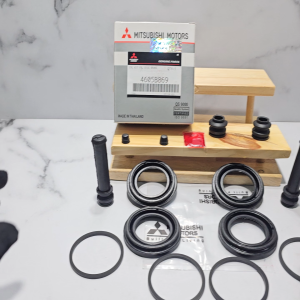 KIT KALIPER KARET REM CAKRAM DEPAN PAJERO SPORT DAKAR 2016 SAMPAI 2019