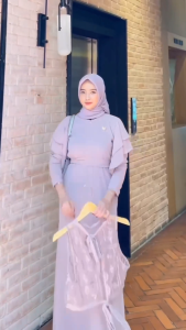 Gamis Brokat Mewah Wanita: Tips & Panduan