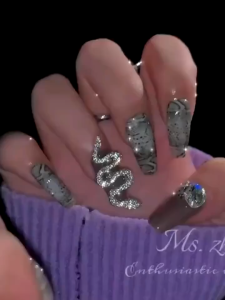 New texture metal rhinestone diamond snake manicure alloy metal snake gold silver gray jewelry decoration nail accessories