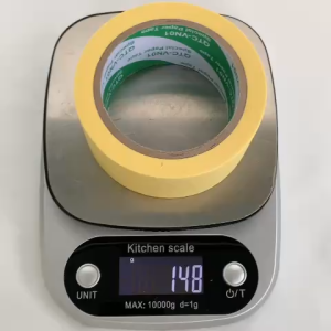 1 Cuộn băng keo giấy màu vàng rộng 4.7cm dài 28 mét lõi giấy 3mm - Shop Út Lớn