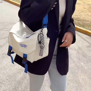 【พร้อมส่ง】Lonslan กระเป๋าสะพายข้าง กระเป๋าผ้า รุ่น