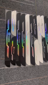 Stiker Pelindung Pijak Pintu Mobil 4 Pcs tahan usang Anti Air Versi Upgrade Panel Kaca Akrilik Stiker Sill Plate Mobil