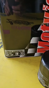 ชุดเปลี่ยนถ่าย TOYOTA  / MOTYs M100 0W-20 4L / น้ำมันเกียร์ TOYOTA T-IV ( ดำ) 4L แท้ศูนย์ / กรองเครื่อง AE101 แท้ศูนย์