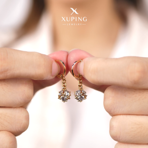 Xuping Anting Panjang Emas Fashion Motif Kubus Cantik